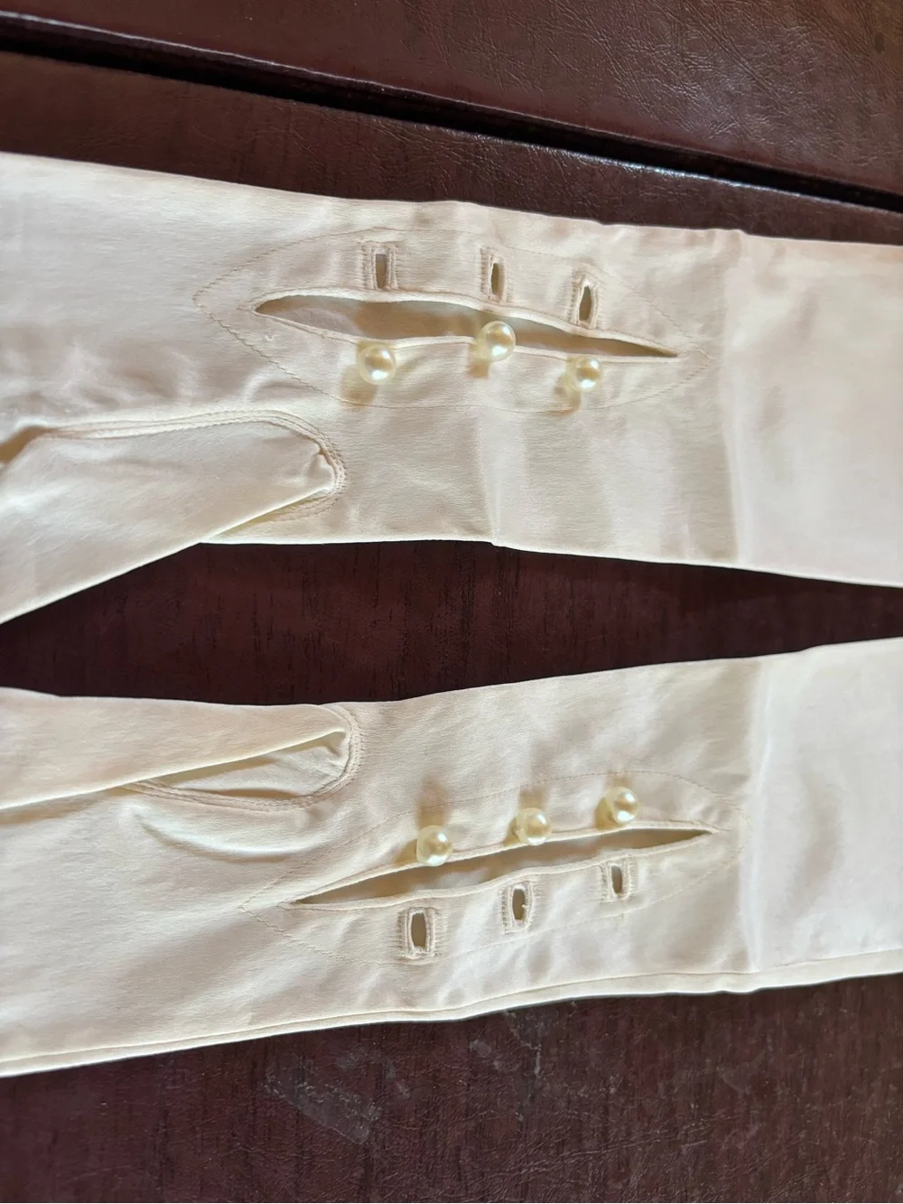 Vintage West Germany white stretch Satin opera gloves long evening bridal 1950